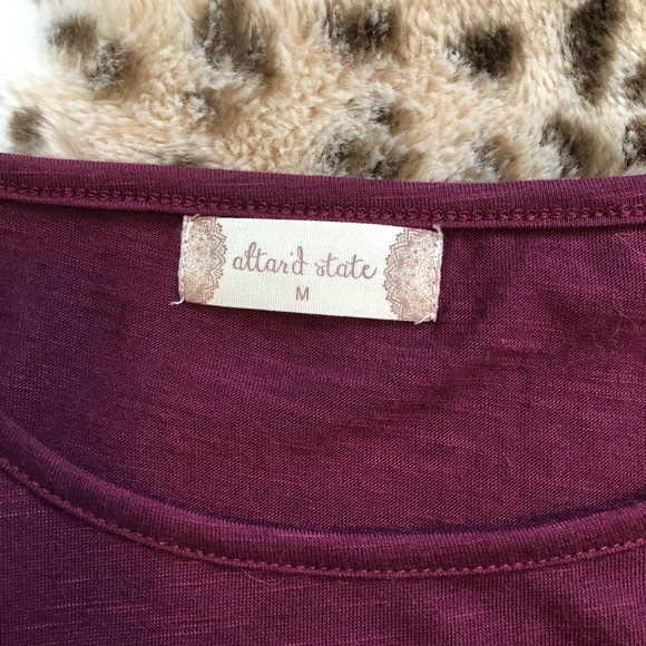 Altar’d State shirt - Picture 3 of 3